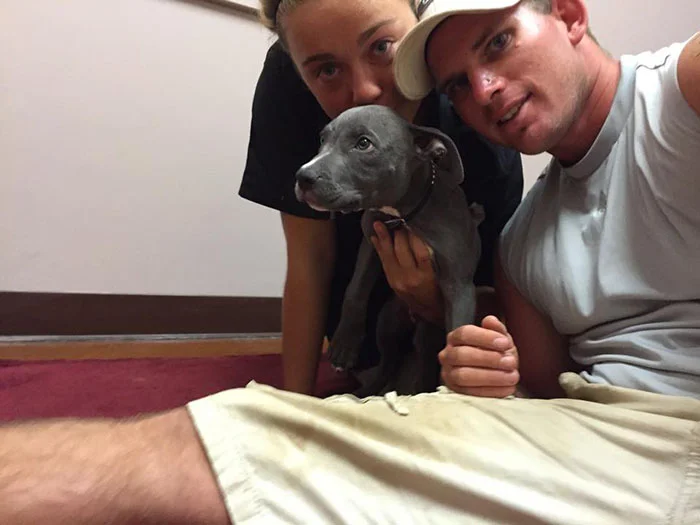 jax-con-sus-padres-humanos jax-con-sus-padres-humanos