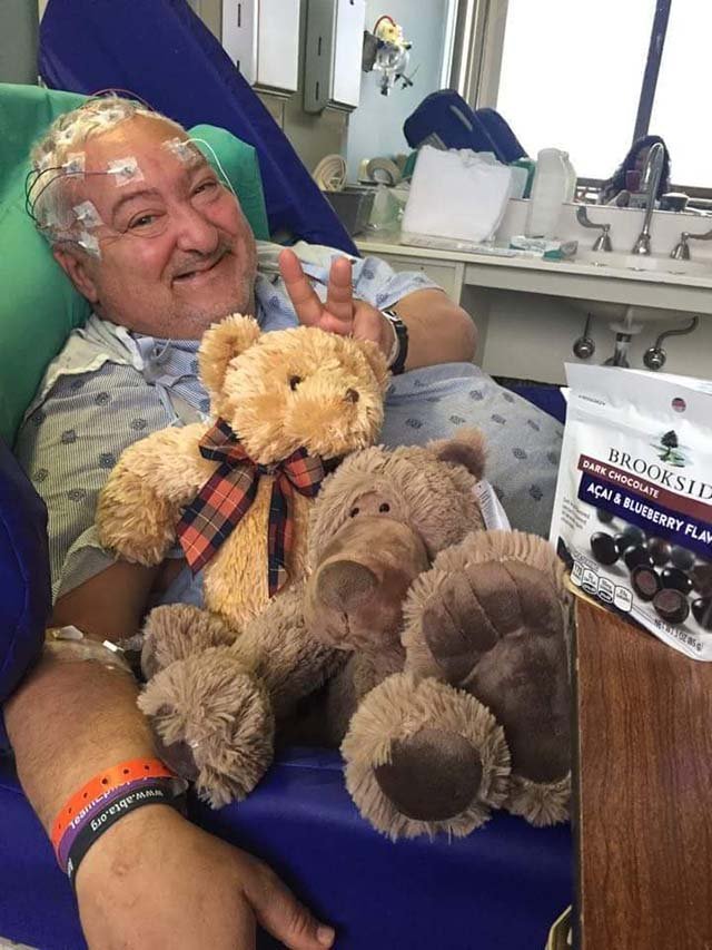 Glenn en el hospital Glenn en el hospital