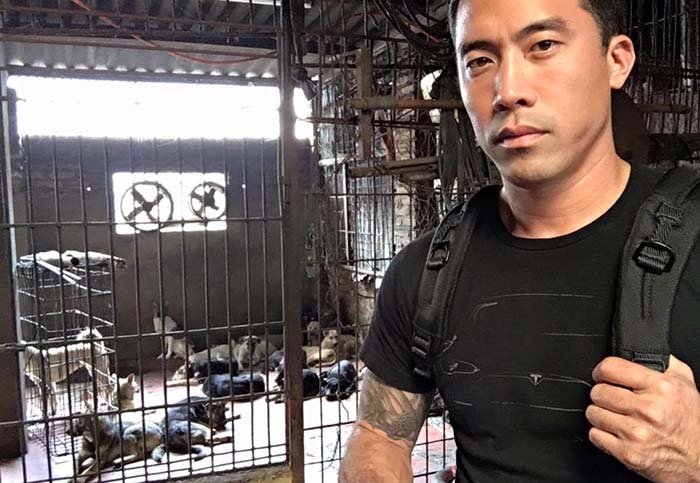 Marc Ching en un matadero