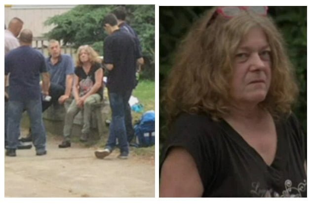 Mujer acumuladora de perros Mujer acumuladora de perros