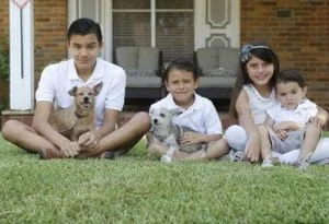 Corky, Captain y los niños