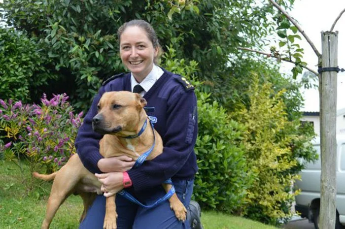 Kia Thomas y Victor Kia Thomas y Victor