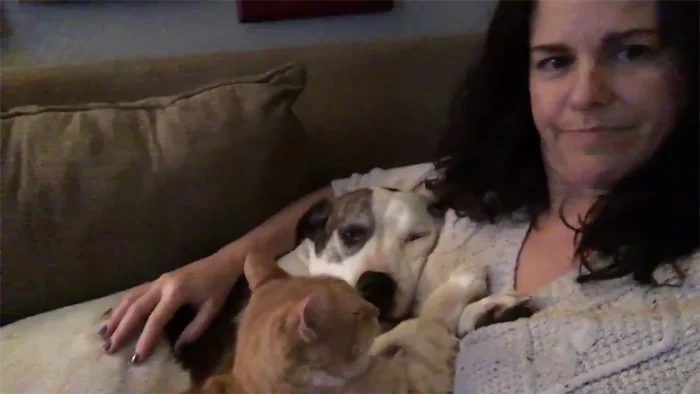 Olive, Max y Jennifer