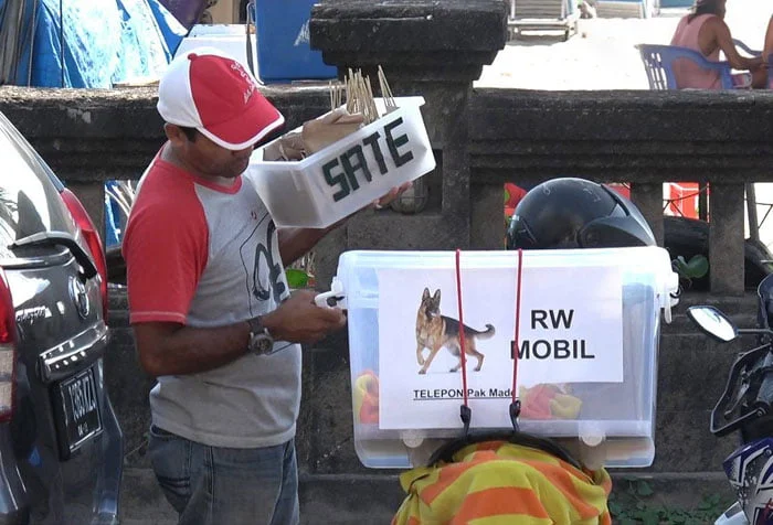 La carne de perro es vendida como pollo a los turistas desprevenidos en la isla de Bali en Indonesia 2 Comercio de carne de perro