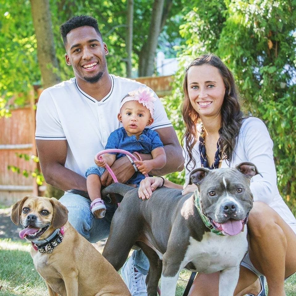 Logan Ryan y su familia Logan Ryan y su familia