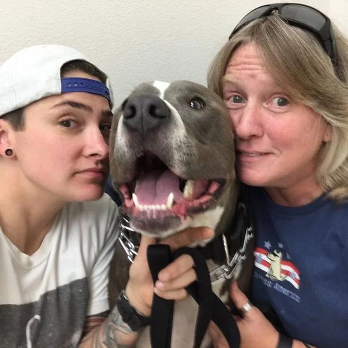 Leo y su familia