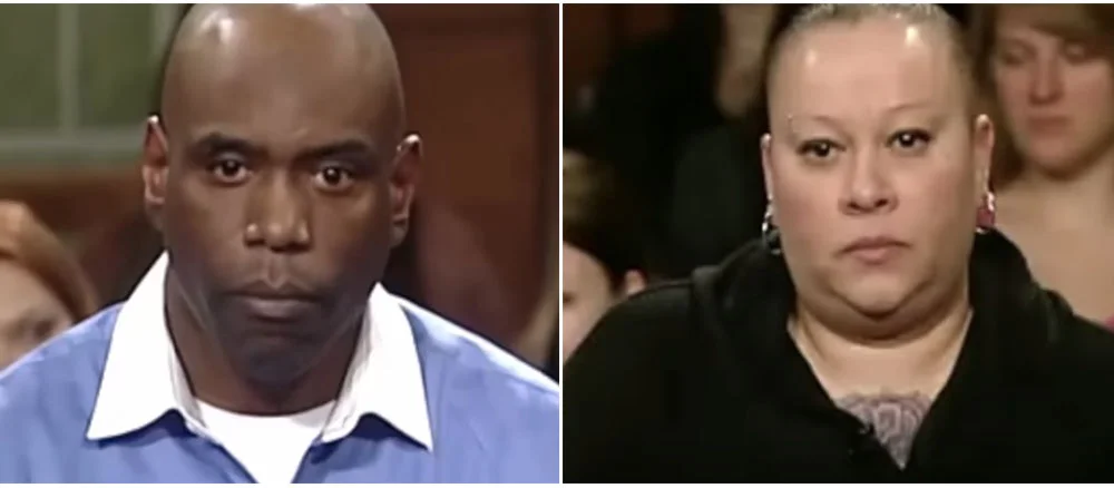 Perro decide con quién quedarse en la corte