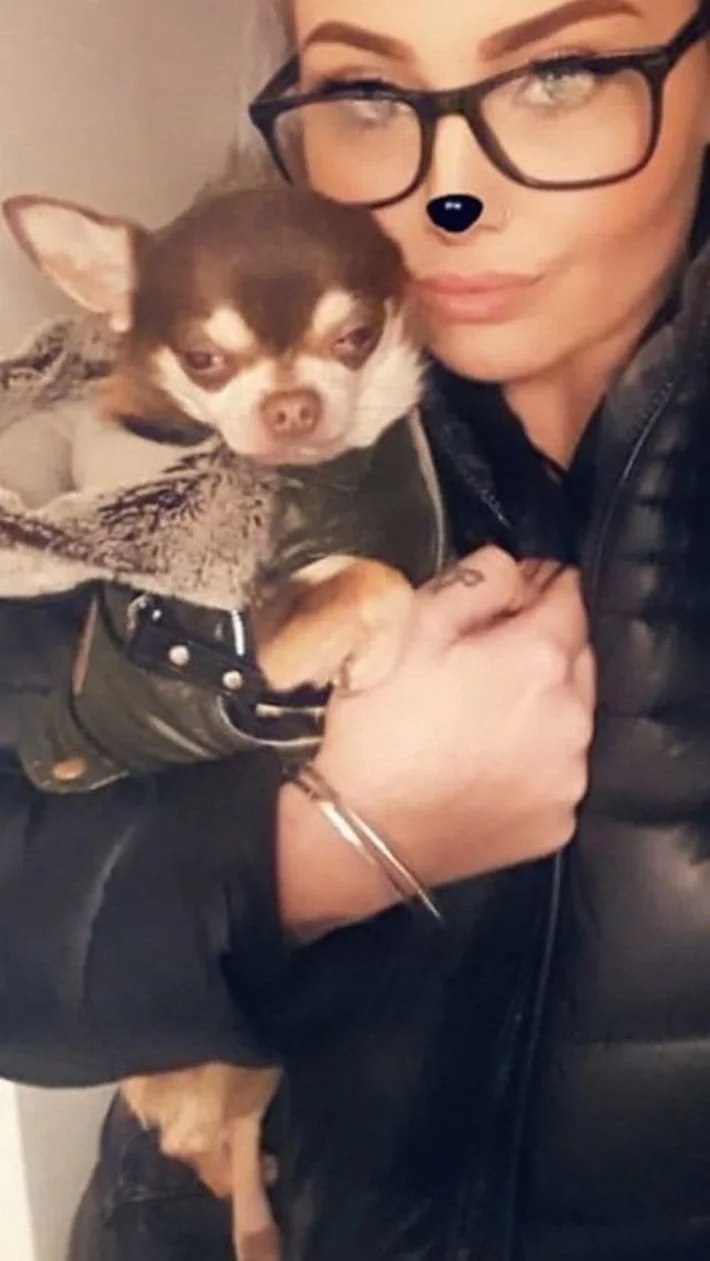 Becca y Gizmo